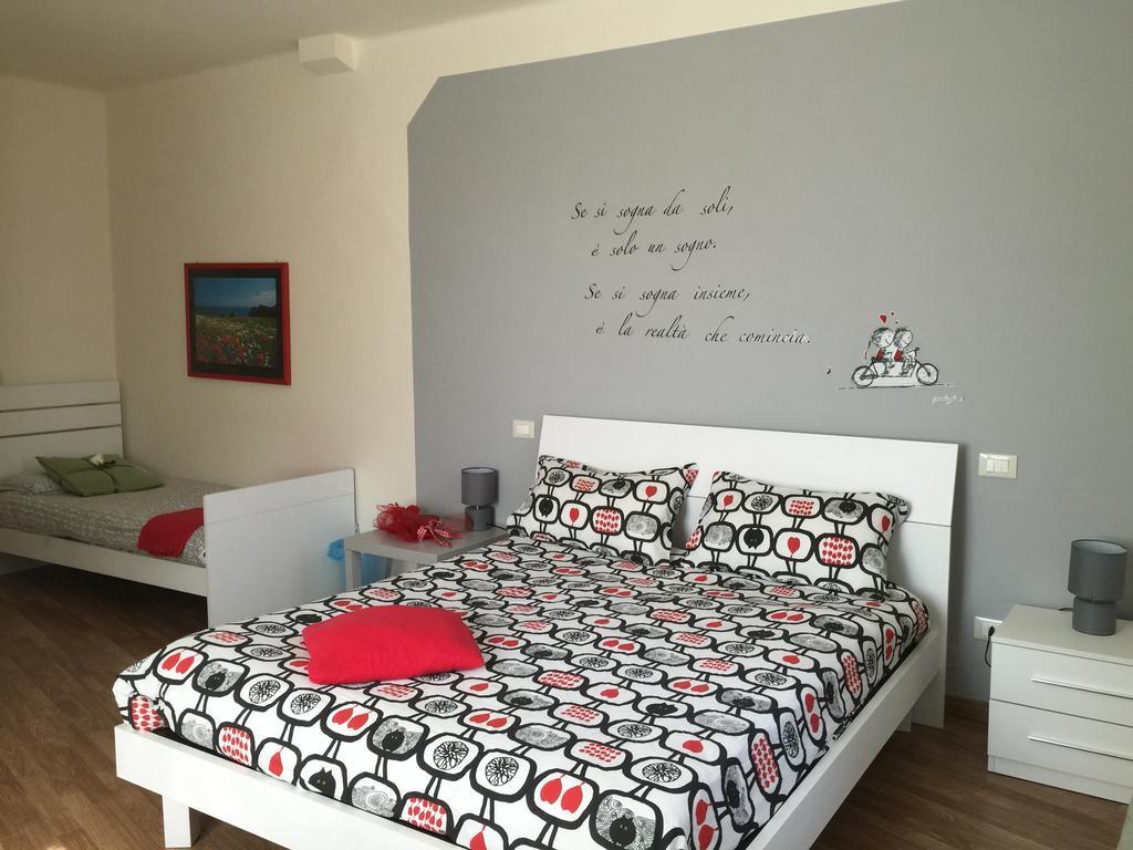 לוקה L'Iris B&B מראה חיצוני תמונה