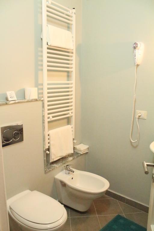 לוקה L'Iris B&B חדר תמונה